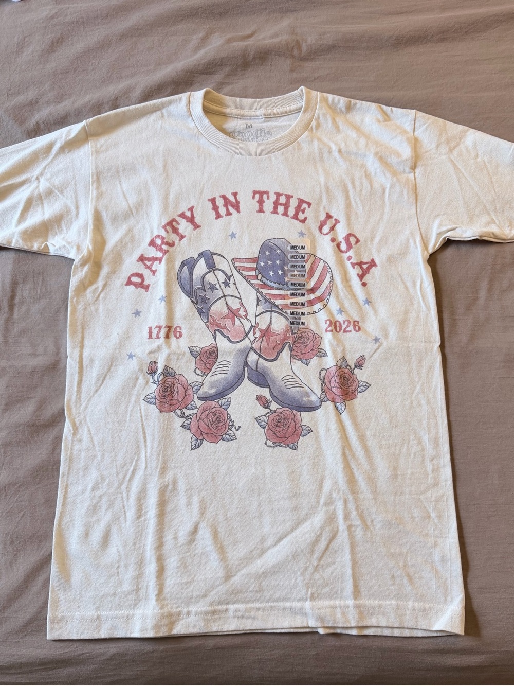 Vintage-Inspired 'Party in the U.S.A.' Graphic Tee - Cream with Red & Blue
